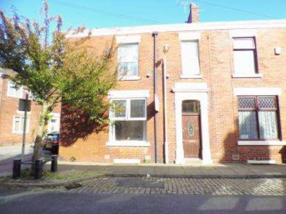 3 Bedroom End of Ter...